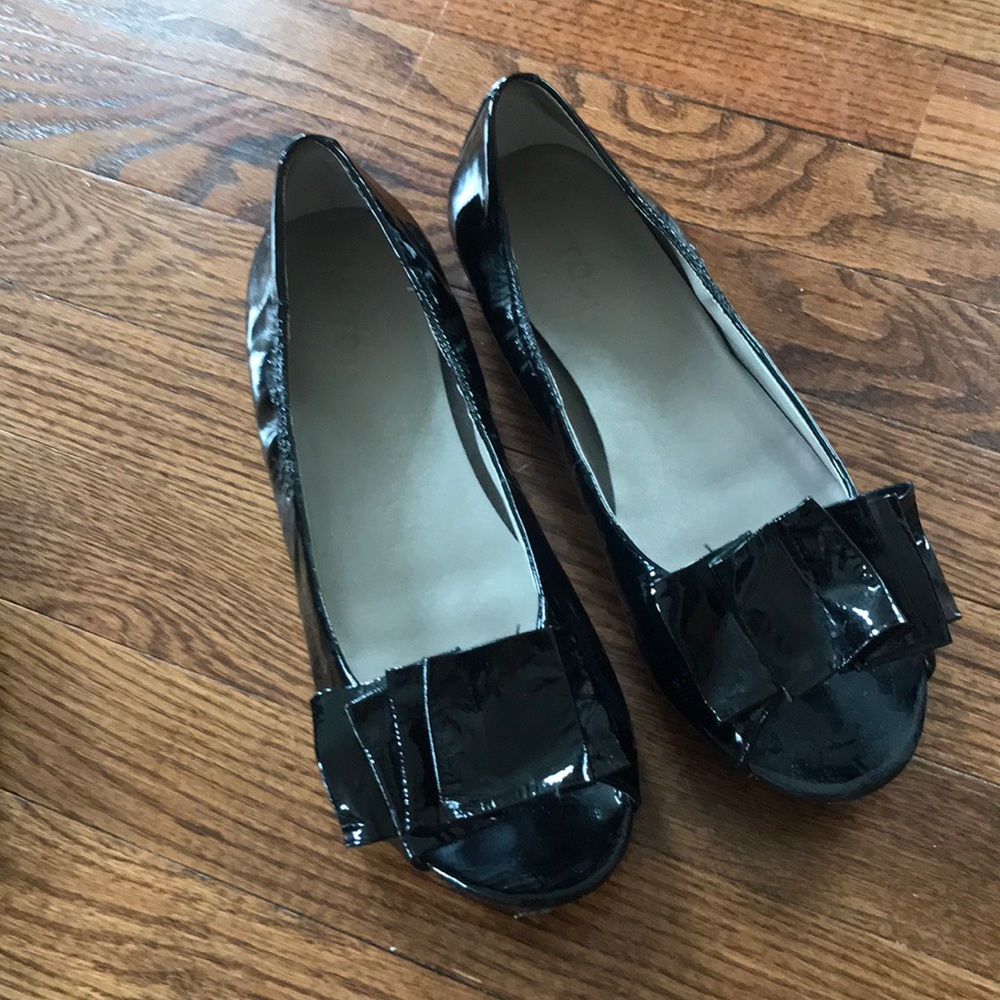 peep toe patent flats - me too